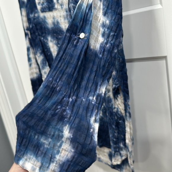Tie Dye Collared Tunic - Size Medium - Picture 6 of 9